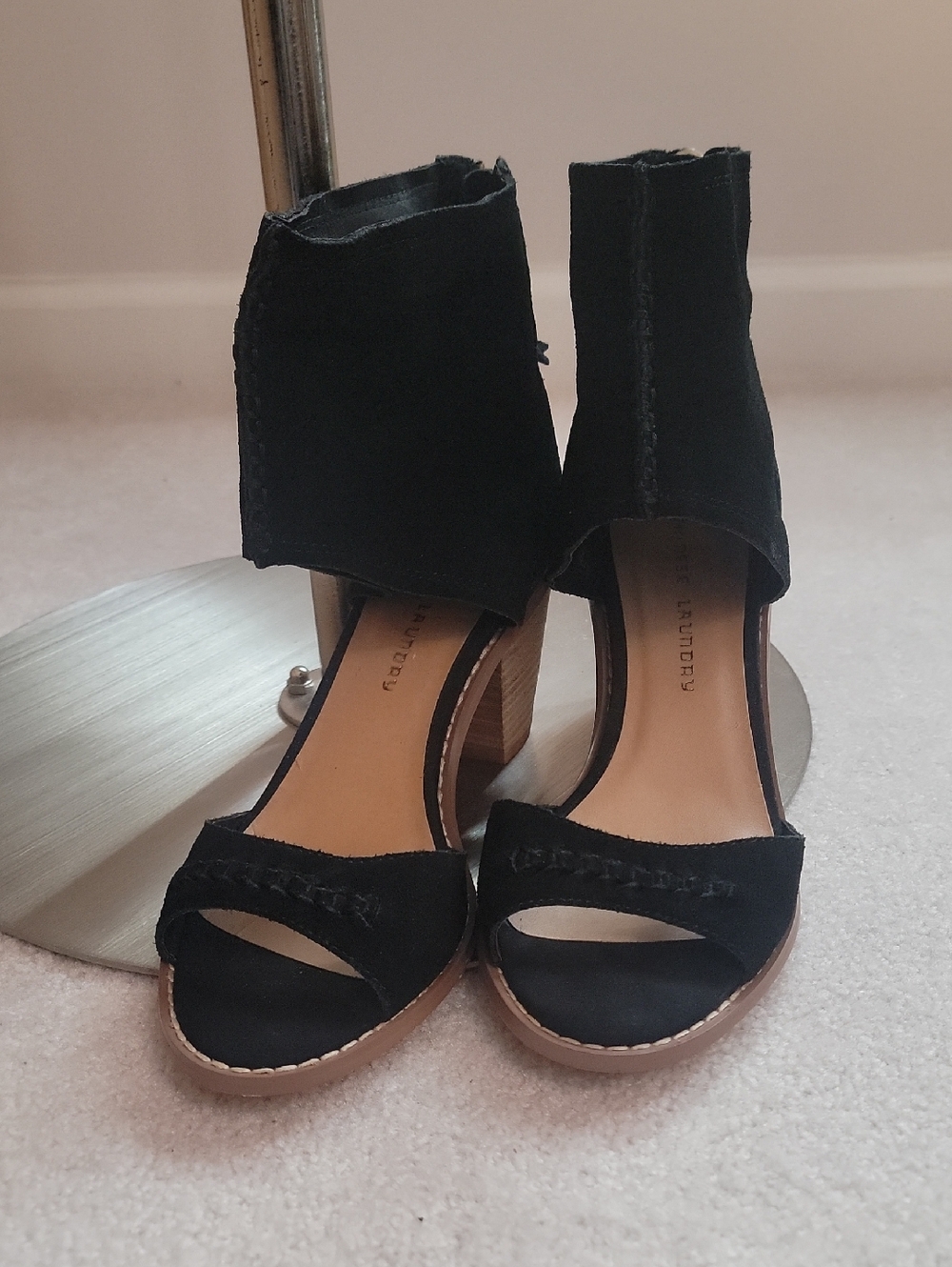 Chinese laundry sandals